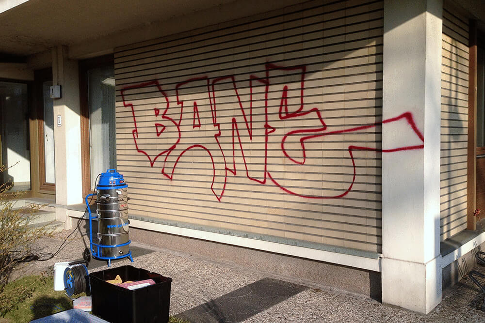 Graffitientfernung BMB